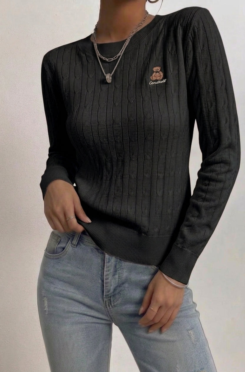 Camisola Feminina em Tricô Trançado com Ursinho Bordado