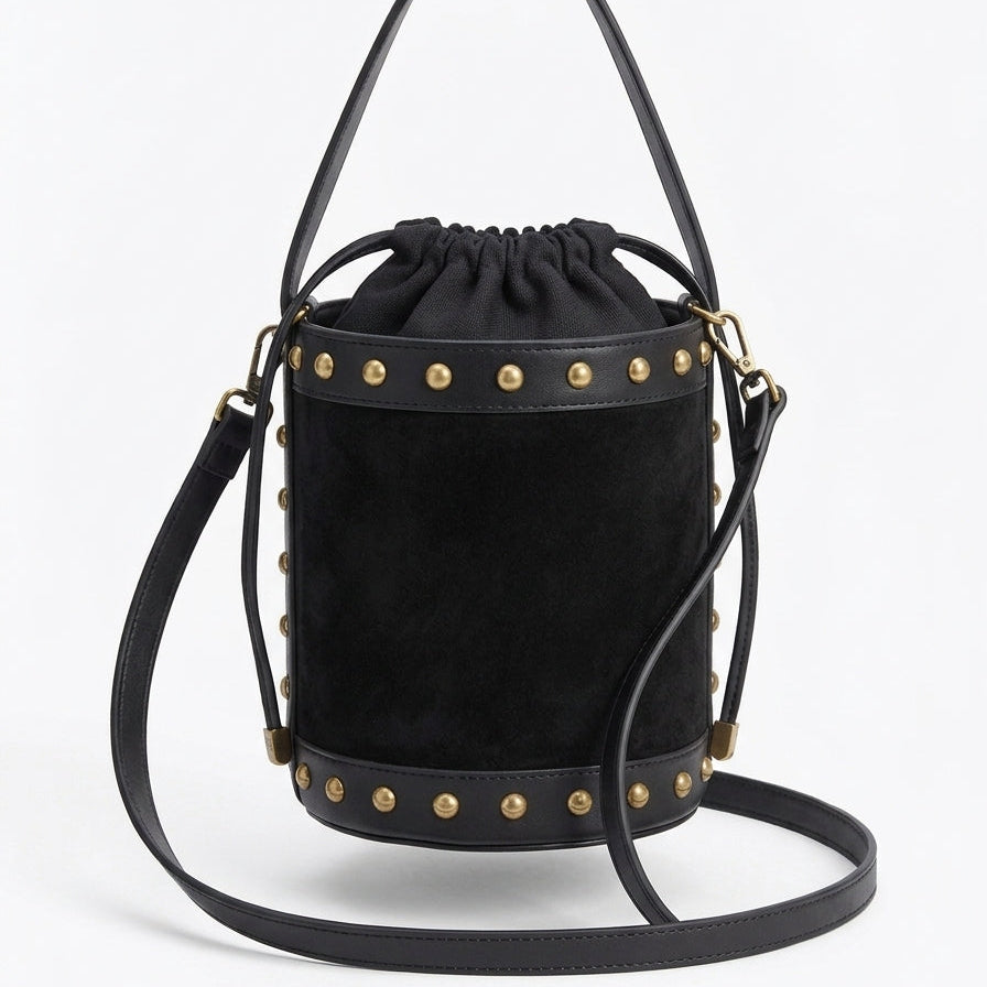 Mala com tachas